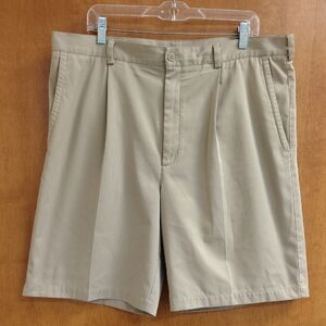 Nike Golf Fit Dry Men's Khaki Pleated Front Shorts